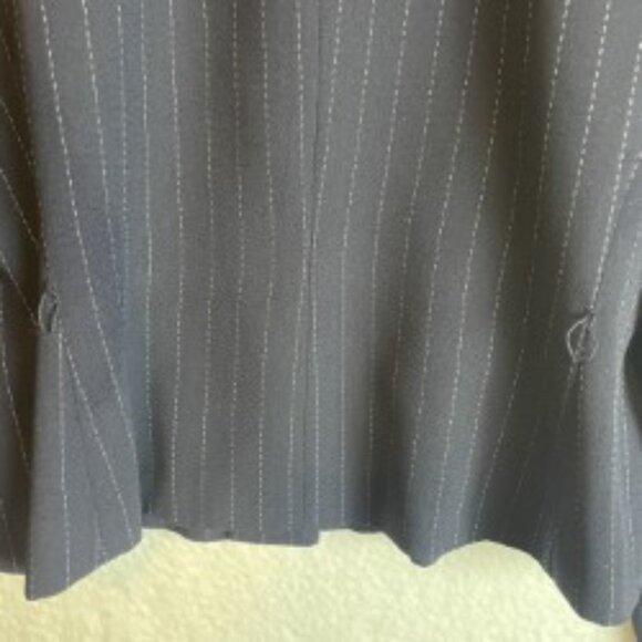 CYNTHIA HOWIE WOMENS VTG BLAZER FOR MAGGY BOUTIQUE SIZE 12 NAVY/PINSTRIPED - Picture 3 of 6